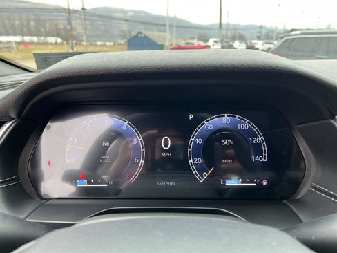 Used 2024 Jeep Grand Cherokee L Laredo image 13