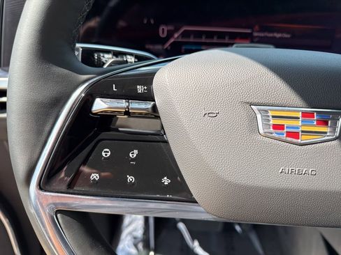 Used 2025 Cadillac Escalade Sport AWD/4WD image 18
