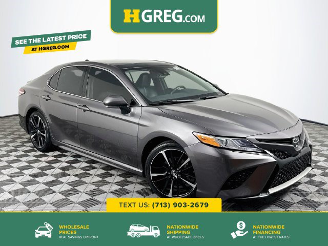 Used 2020 Toyota Camry XSE FWD image 1