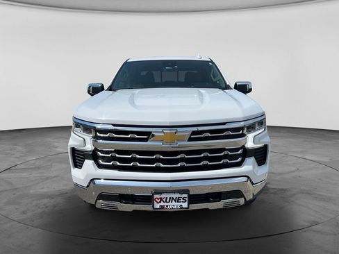 Used 2023 Chevrolet Silverado 1500 LTZ w/ Technology Package AWD/4WD image 4