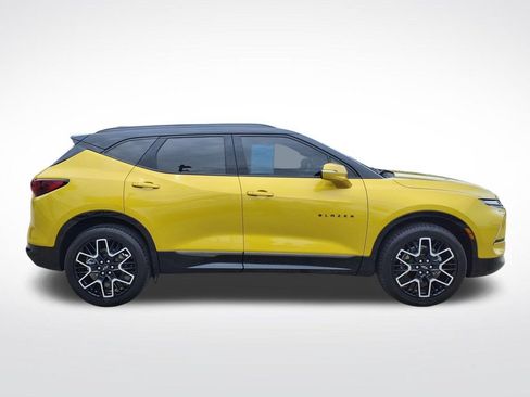 Used 2023 Chevrolet Blazer RS FWD image 5