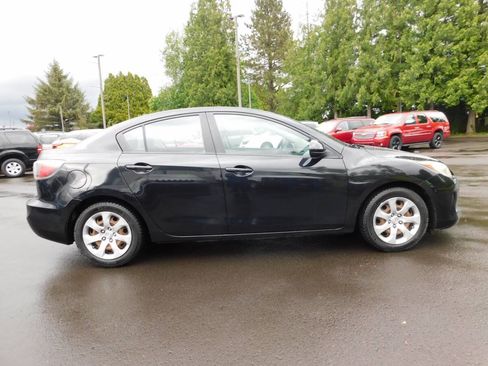 Used 2012 MAZDA MAZDA3 i Sport FWD image 16