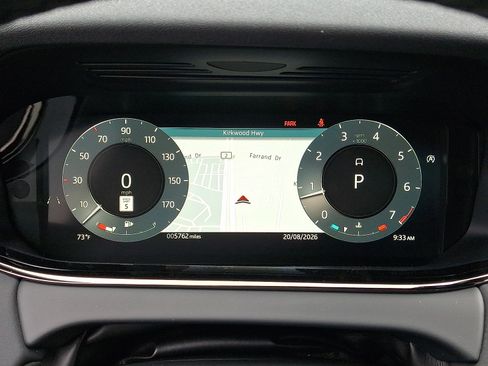 Certified 2026 Land Rover Range Rover Evoque Dynamic SE AWD/4WD image 13