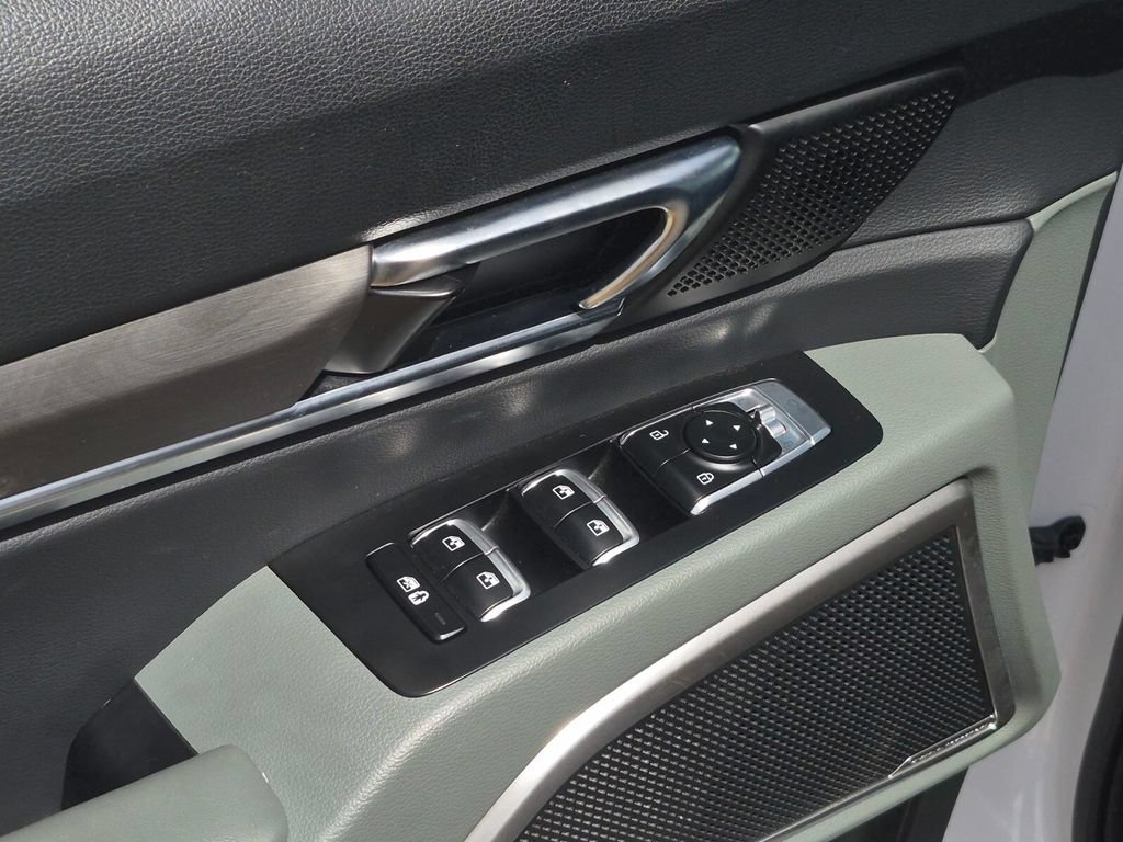 Used 2024 Kia Telluride EX X-Line AWD/4WD image 25