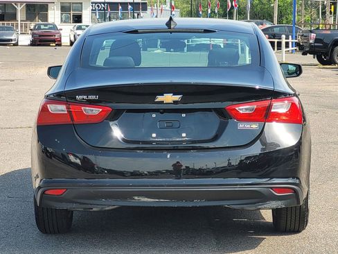 Used 2019 Chevrolet Malibu LS w/ LPO, Convenience Package 1 FWD image 9