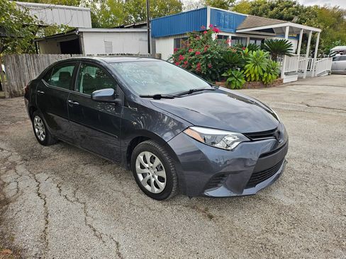 Used 2016 Toyota Corolla LE w/ Body Protection Package #1 FWD image 1