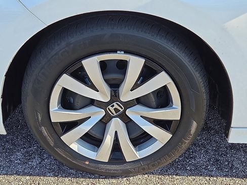 Used 2025 Honda Civic LX image 7