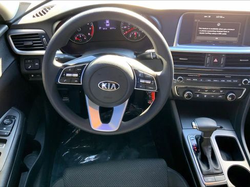 Used 2020 Kia Optima LX image 6