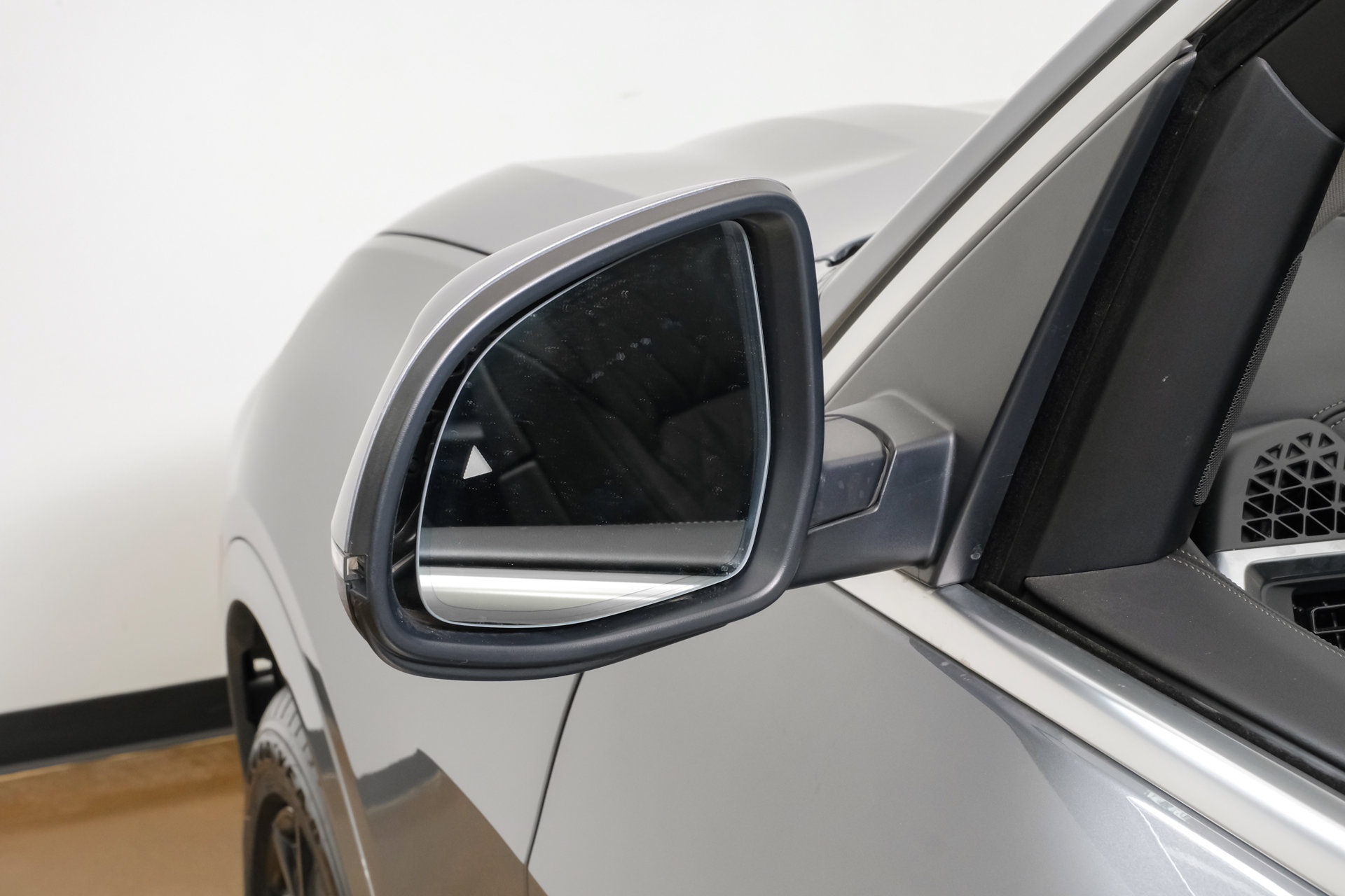 Used 2025 BMW X7 xDrive40i AWD/4WD image 57