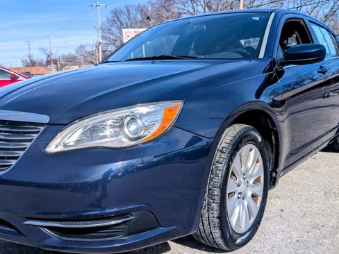 Used 2014 Chrysler 200 LX FWD image 1
