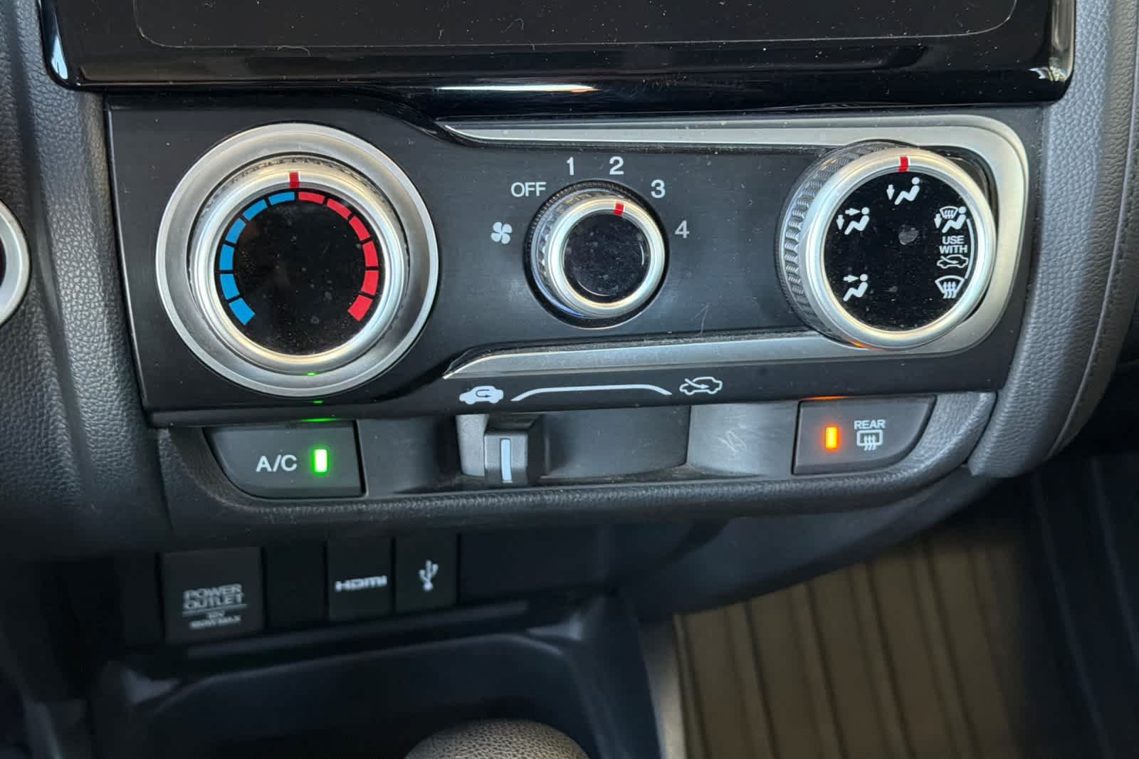 Used 2015 Honda Fit EX image 22