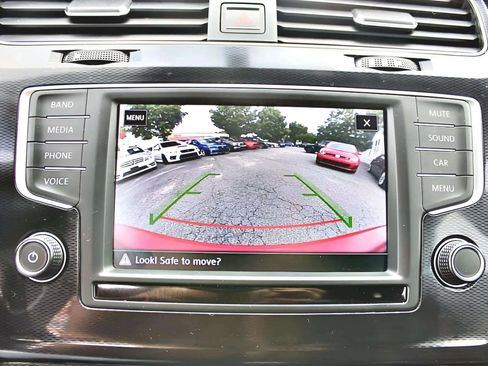 Used 2017 Volkswagen GTI S image 21