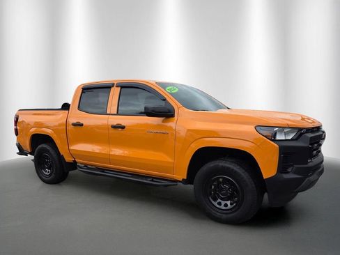 Certified 2025 Chevrolet Colorado W/T w/ WT Convenience Package II RWD image 2