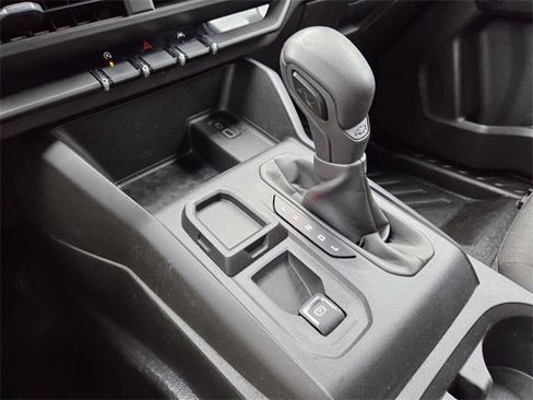 Used 2023 Chevrolet Colorado W/T image 34