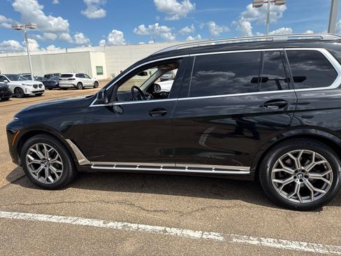 Certified 2024 BMW X7 xDrive40i w/ Executive Package AWD/4WD image 8