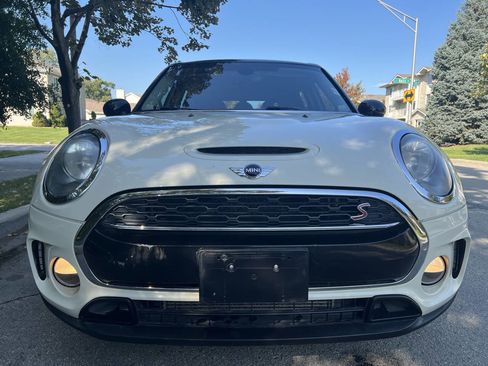 Used 2017 MINI Cooper Clubman S FWD image 2