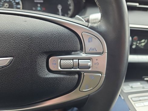 Used 2025 Genesis GV70 2.5T image 19