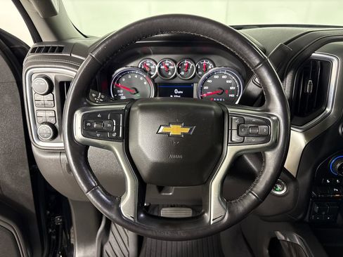 Used 2020 Chevrolet Silverado 1500 LTZ AWD/4WD image 16