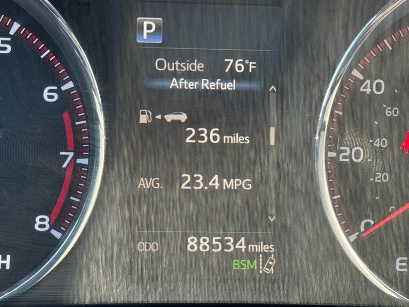 Used 2017 Toyota RAV4 SE w/ Power Extra Value Package AWD/4WD image 18