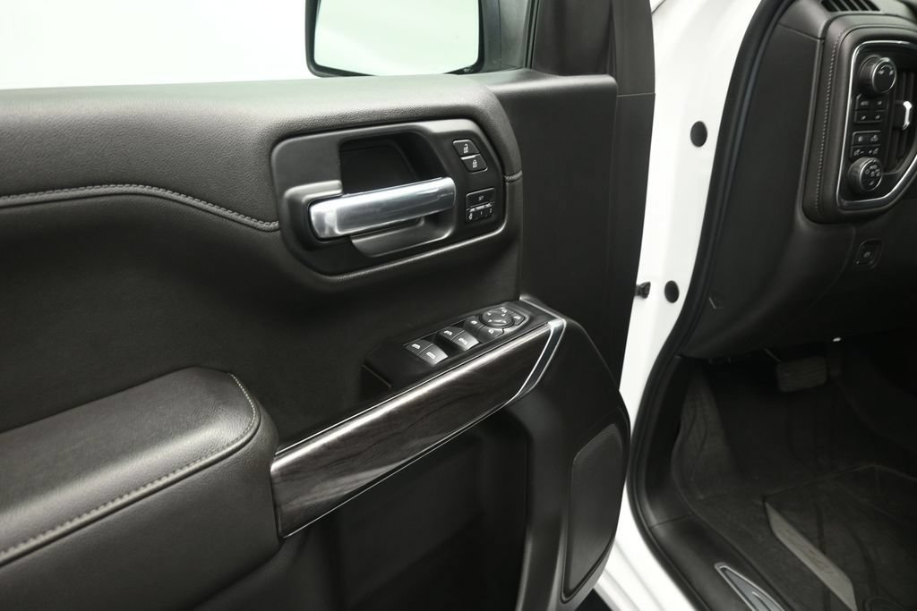 Used 2019 Chevrolet Silverado 1500 LTZ w/ LTZ Plus Package AWD/4WD image 7