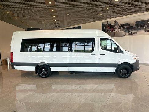 New 2024 Mercedes-Benz Sprinter 3500 image 8