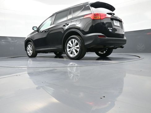 Used 2014 Toyota RAV4 Limited image 33