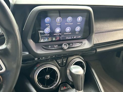 Used 2022 Chevrolet Camaro LT w/ Technology Package RWD image 24