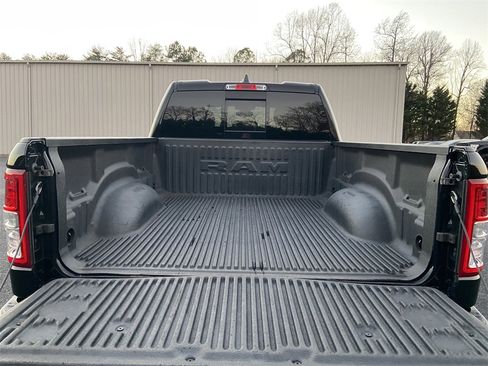 Used 2022 RAM 1500 Big Horn image 9