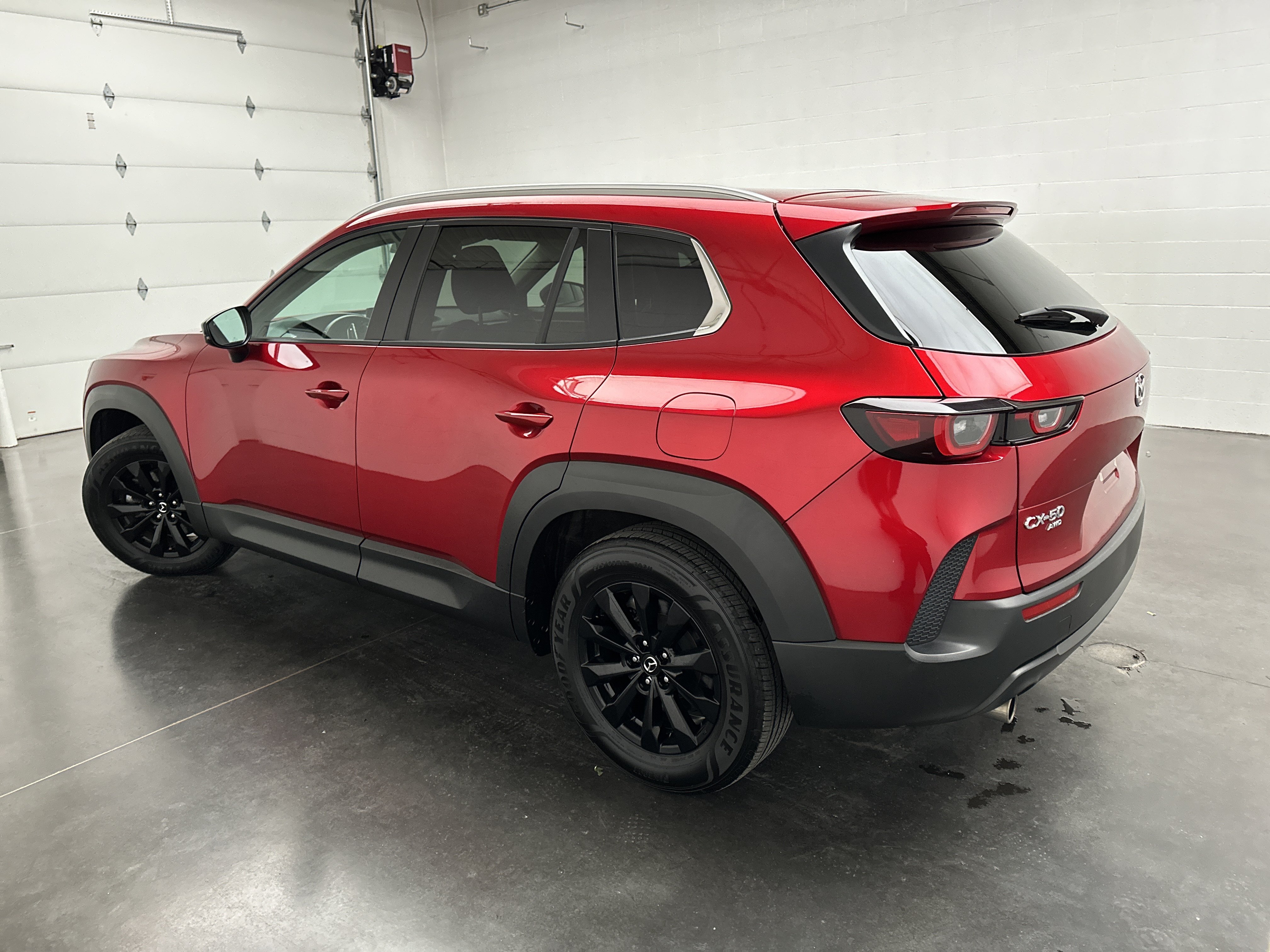 Used 2025 MAZDA CX-50 AWD 2.5 S w/ Preferred Package image 7