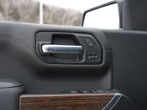 Used 2022 Chevrolet Silverado 1500 High Country image 23