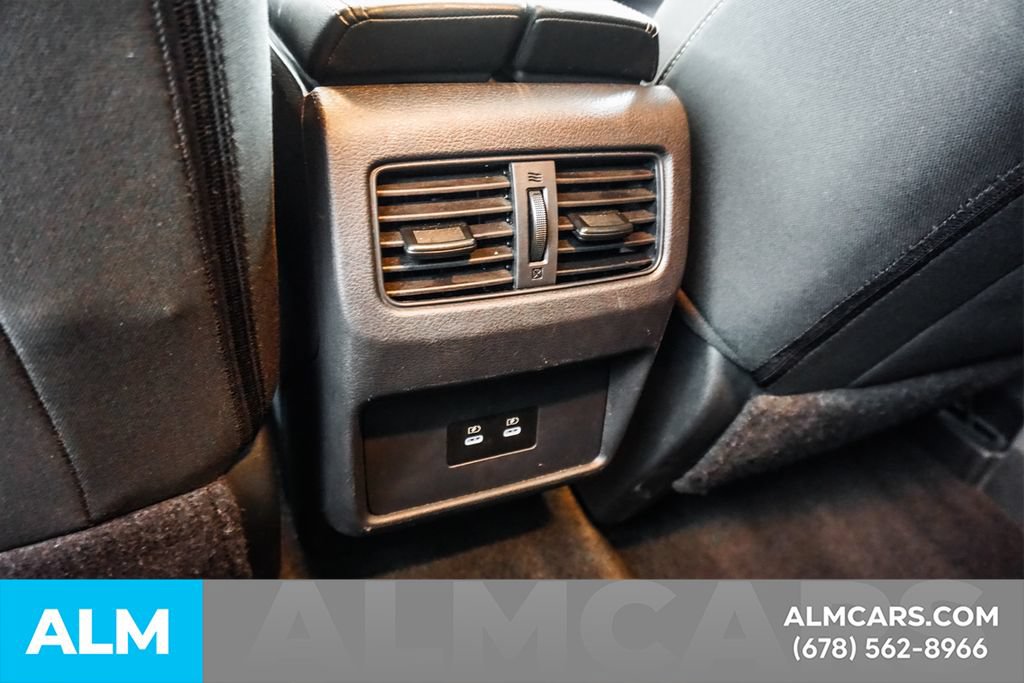 Used 2024 Nissan Rogue SV FWD image 55