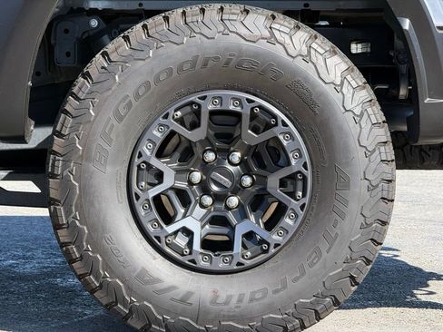 Used 2025 Ford F150 Raptor w/ Equipment Group 803A Raptor R AWD/4WD image 3