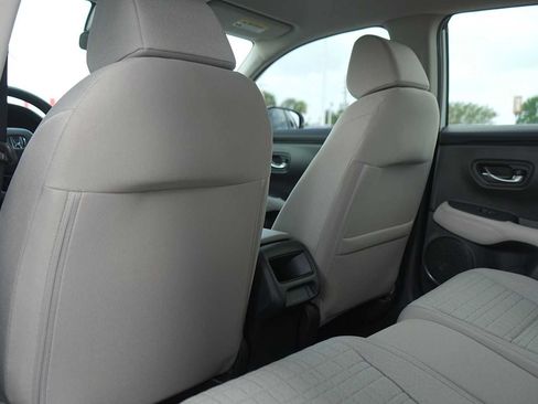 New 2026 Honda HR-V LX image 12