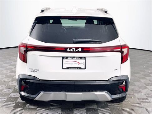 Used 2024 Kia Seltos S image 7