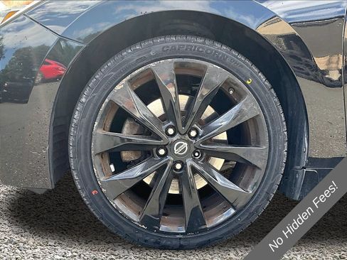 Used 2018 Nissan Maxima SR w/ Midnight Edition FWD image 7
