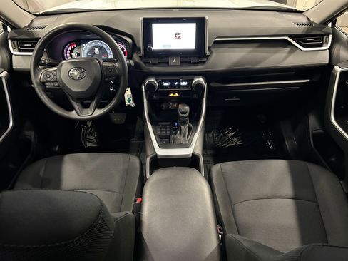 Used 2025 Toyota RAV4 LE image 22