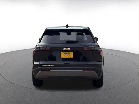 Used 2025 Chevrolet Equinox LT image 12