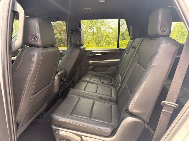 Used 2025 Chevrolet Tahoe Z71 AWD/4WD image 9