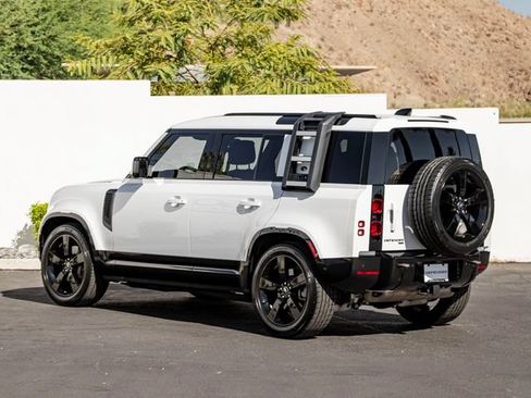 Used 2022 Land Rover Defender 110 X-Dynamic HSE AWD/4WD image 9