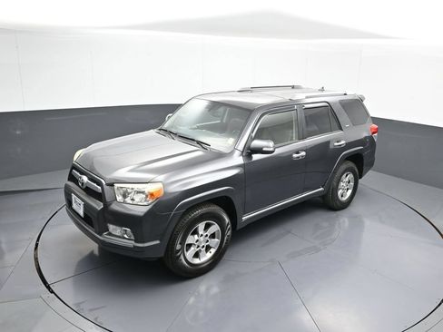Used 2011 Toyota 4Runner SR5 w/ Premium Pkg w/Leather AWD/4WD image 33