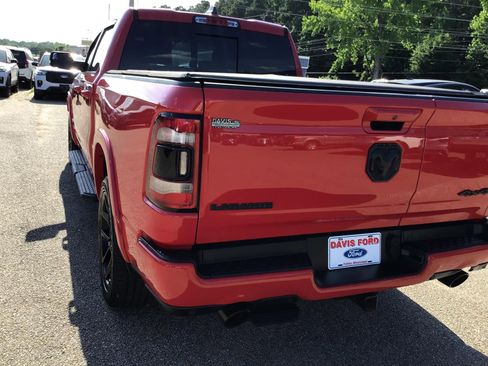 Used 2021 RAM 1500 Laramie AWD/4WD image 10