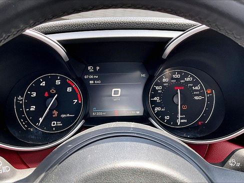 Used 2020 Alfa Romeo Giulia w/ Nero Edizione RWD image 16