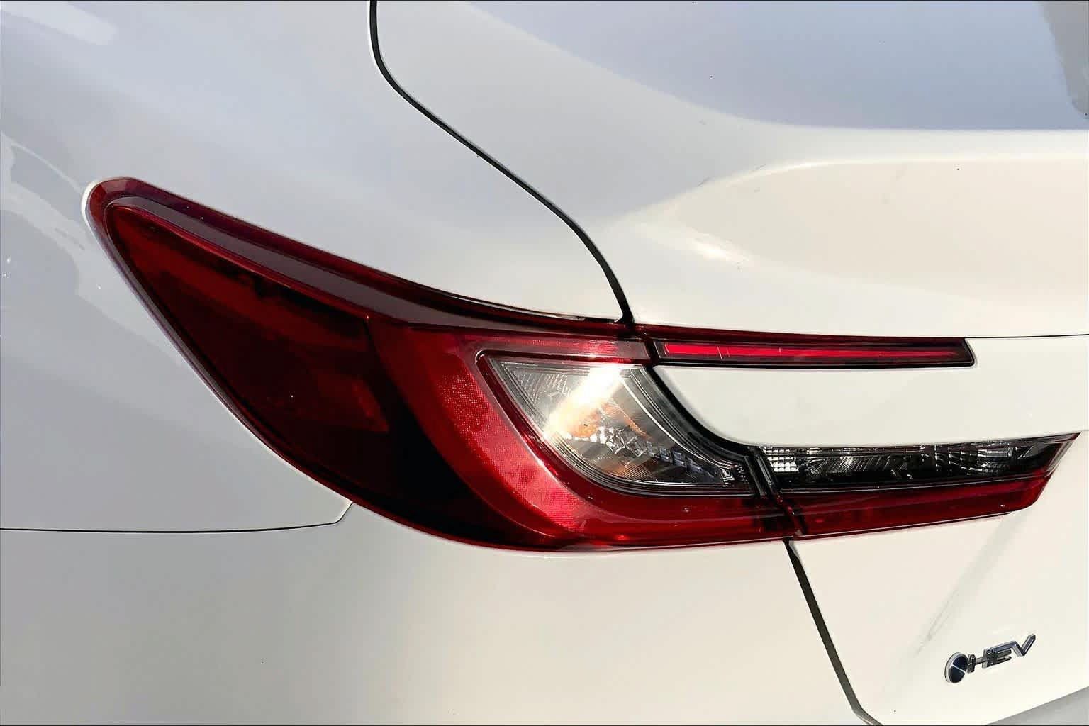 Used 2025 Toyota Camry LE FWD image 28