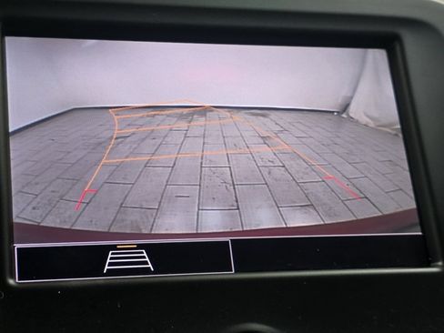 Used 2023 Chevrolet Equinox LT image 5