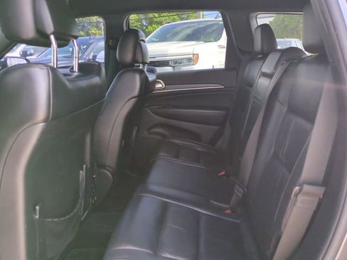 Used 2016 Jeep Grand Cherokee Limited AWD/4WD image 16
