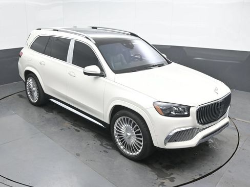 Used 2023 Mercedes-Benz Maybach GLS 600 4MATIC image 36