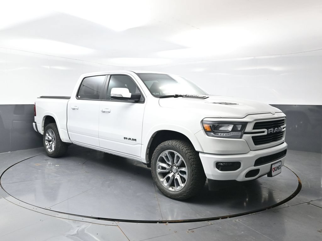 Used 2020 RAM 1500 Laramie w/ Sport Appearance Package AWD/4WD image 5