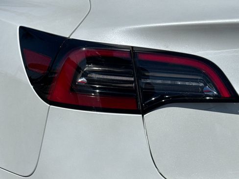 Used 2023 Tesla Model 3 Standard Range RWD image 25
