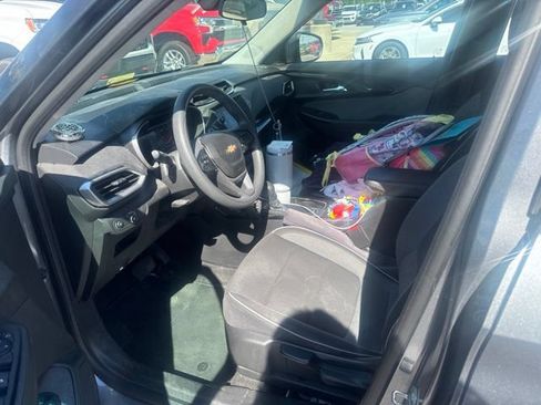 Used 2021 Chevrolet TrailBlazer LS FWD image 6