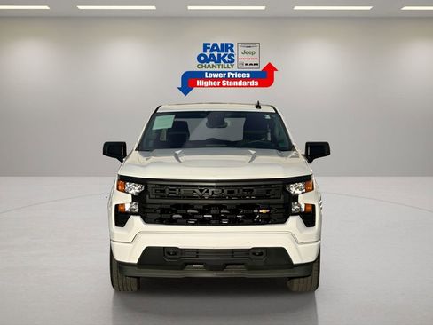 Used 2025 Chevrolet Silverado 1500 Custom image 5